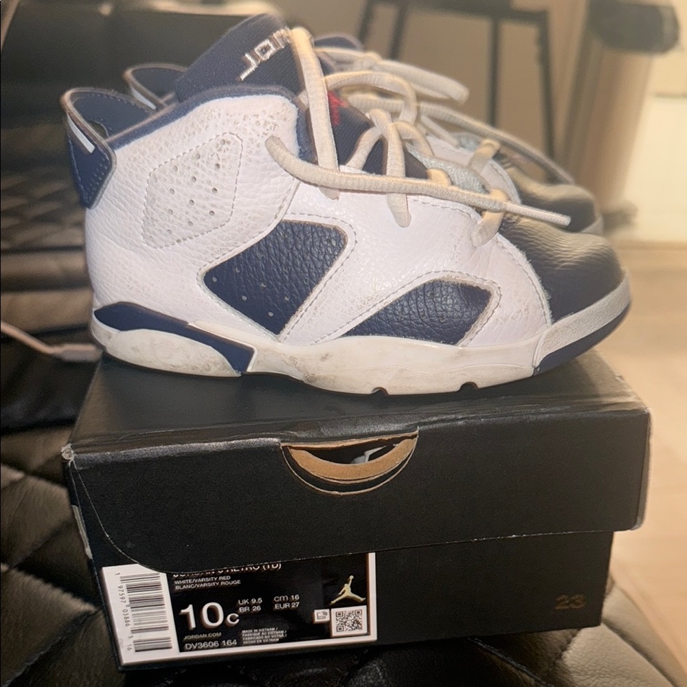 100% Authentic Toddler Jordan Sneakers Size10C Comes With Original Box Used ONCE